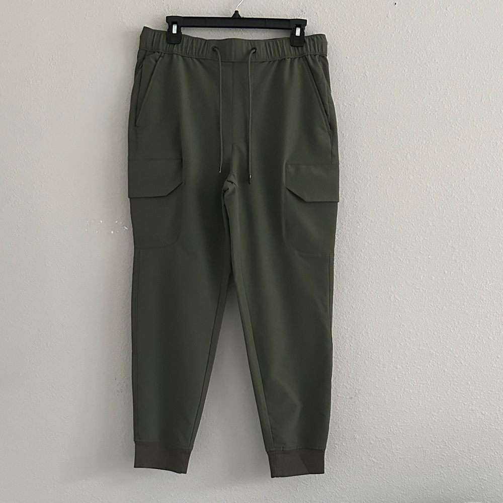 Men’s Goodfellow & co olive green jogger pants small